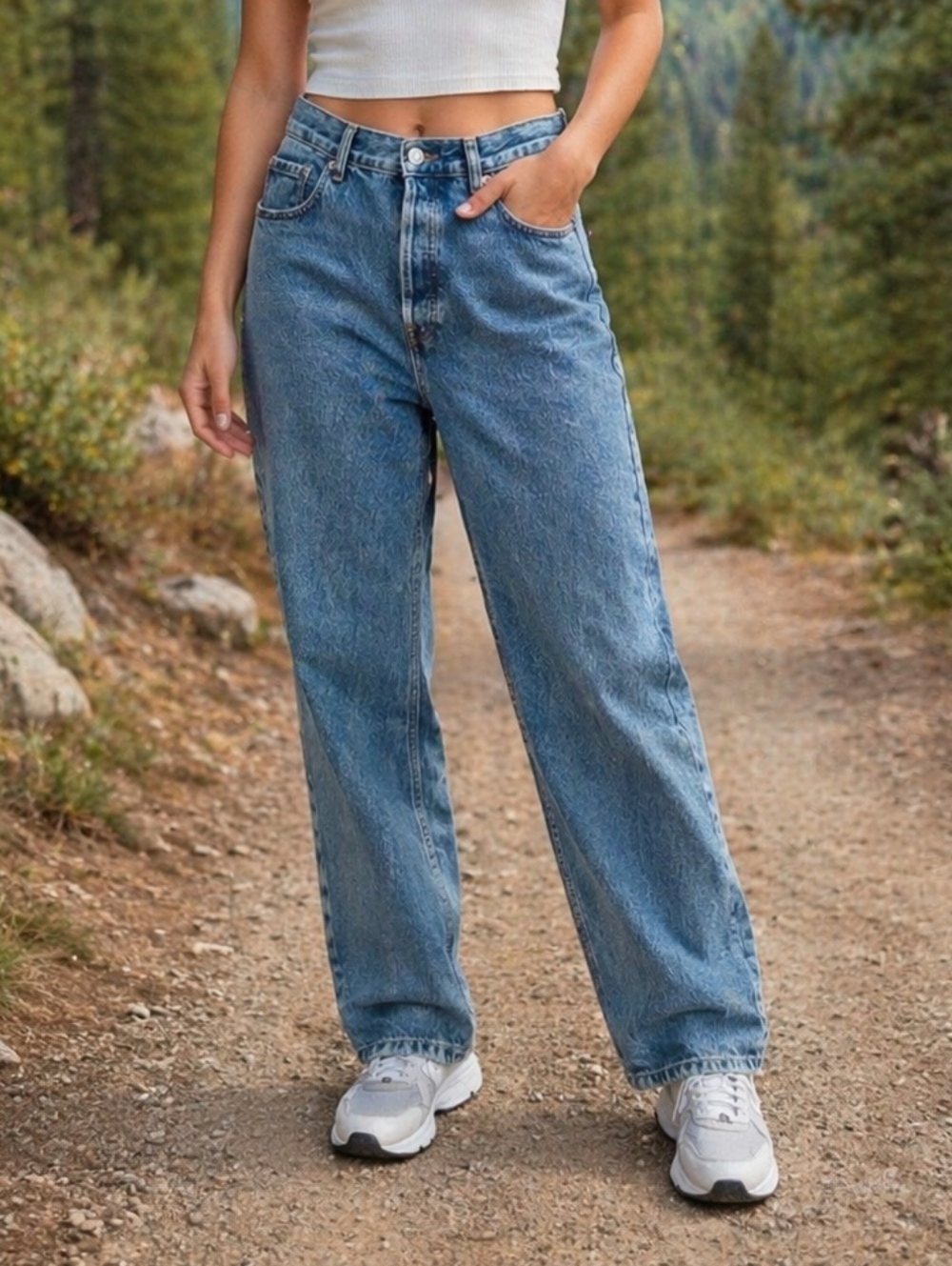 Everlane Straight Leg Jeans in Medium Blue